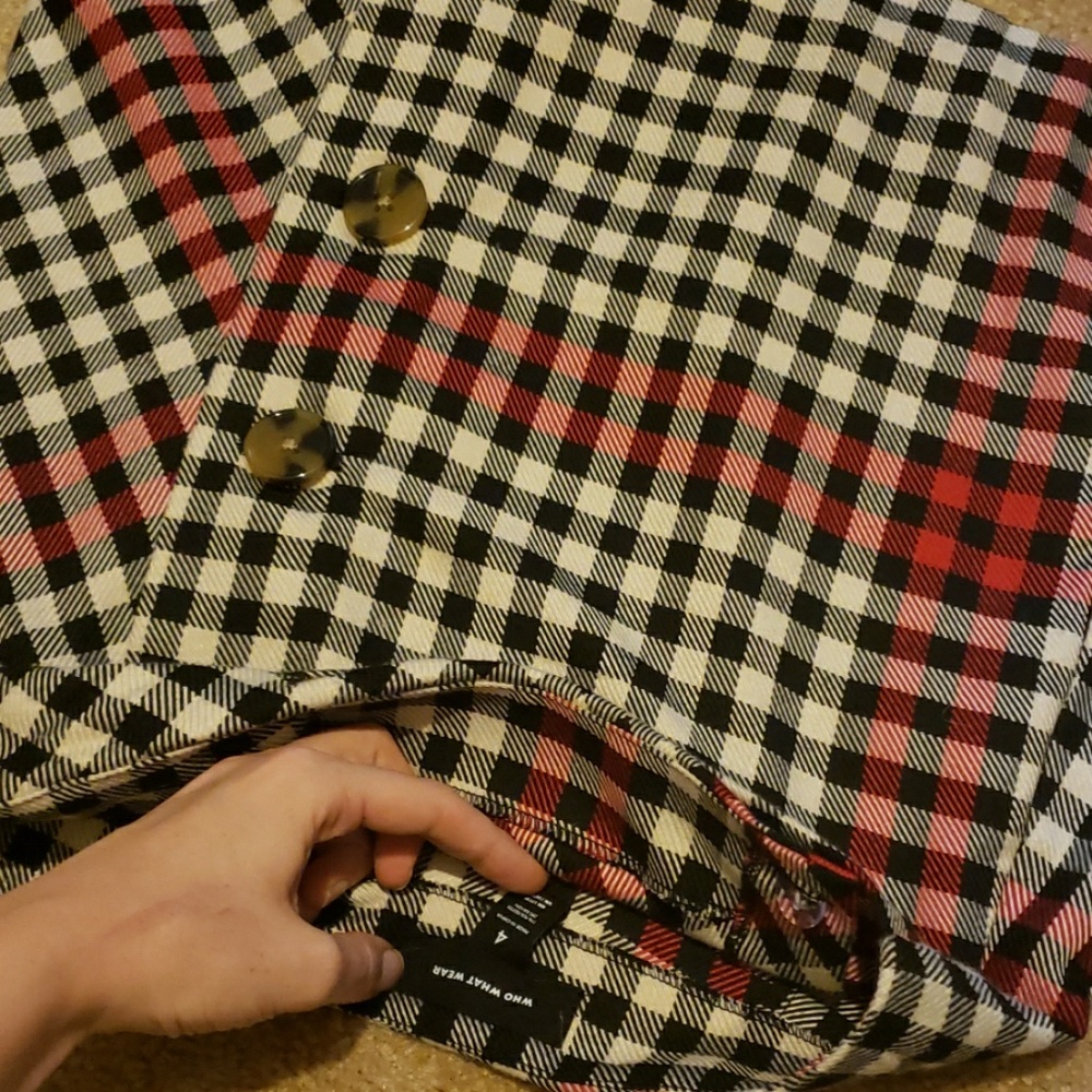 Plaid Skirt for Business or Casual - Picture 3 of 3
